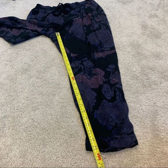 Aritzia Wilfred Marais floral pants black purple Sz S🔥 - Picture 11 of 12